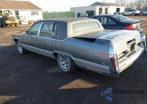 1992 Cadillac Brougham z USA, uszkodzony, nr VIN 1G6DW5479NR707401